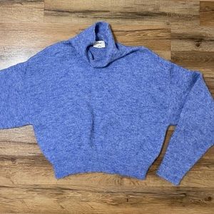 Aritzia (Wilfred) cropped sweater